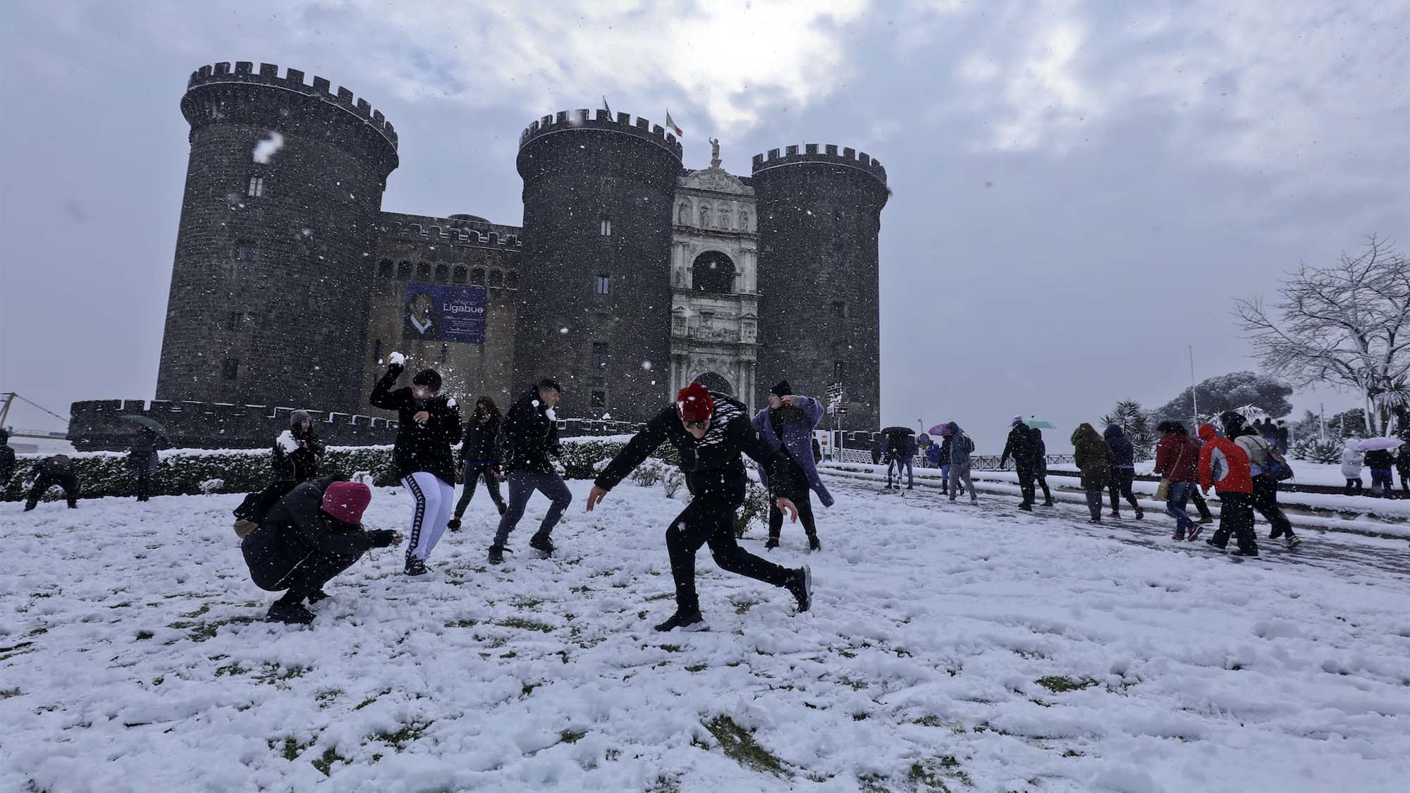 Maschio Angiono Napoli inverno
